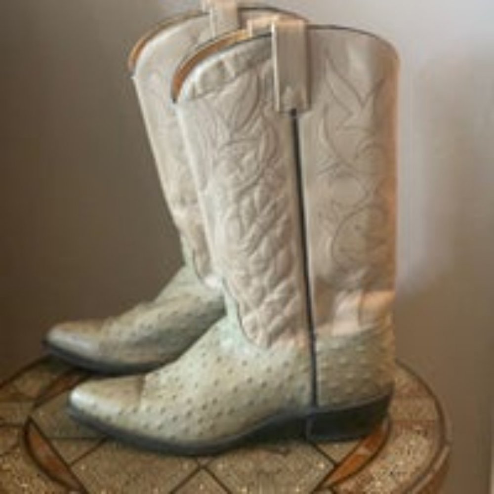 Ariat Women’s Ostrich Leather Western Boots - 8C